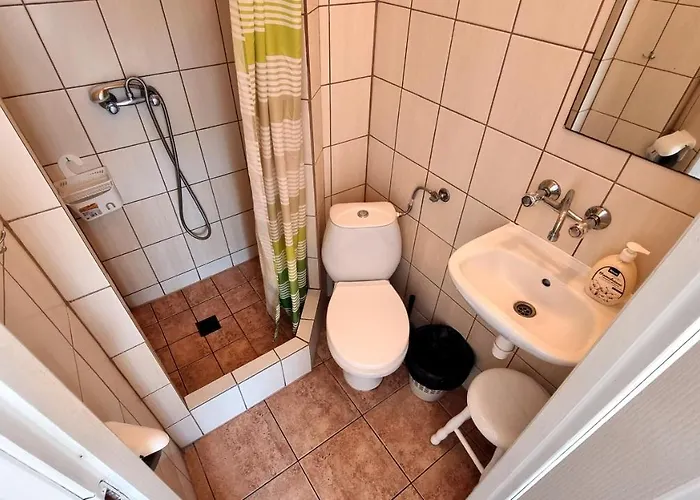 Ośrodek Beata / Fiord Nocleg ze śniadaniem 3*