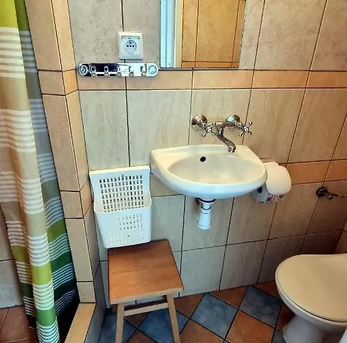 Nocleg ze śniadaniem Ośrodek Beata / Fiord 3*